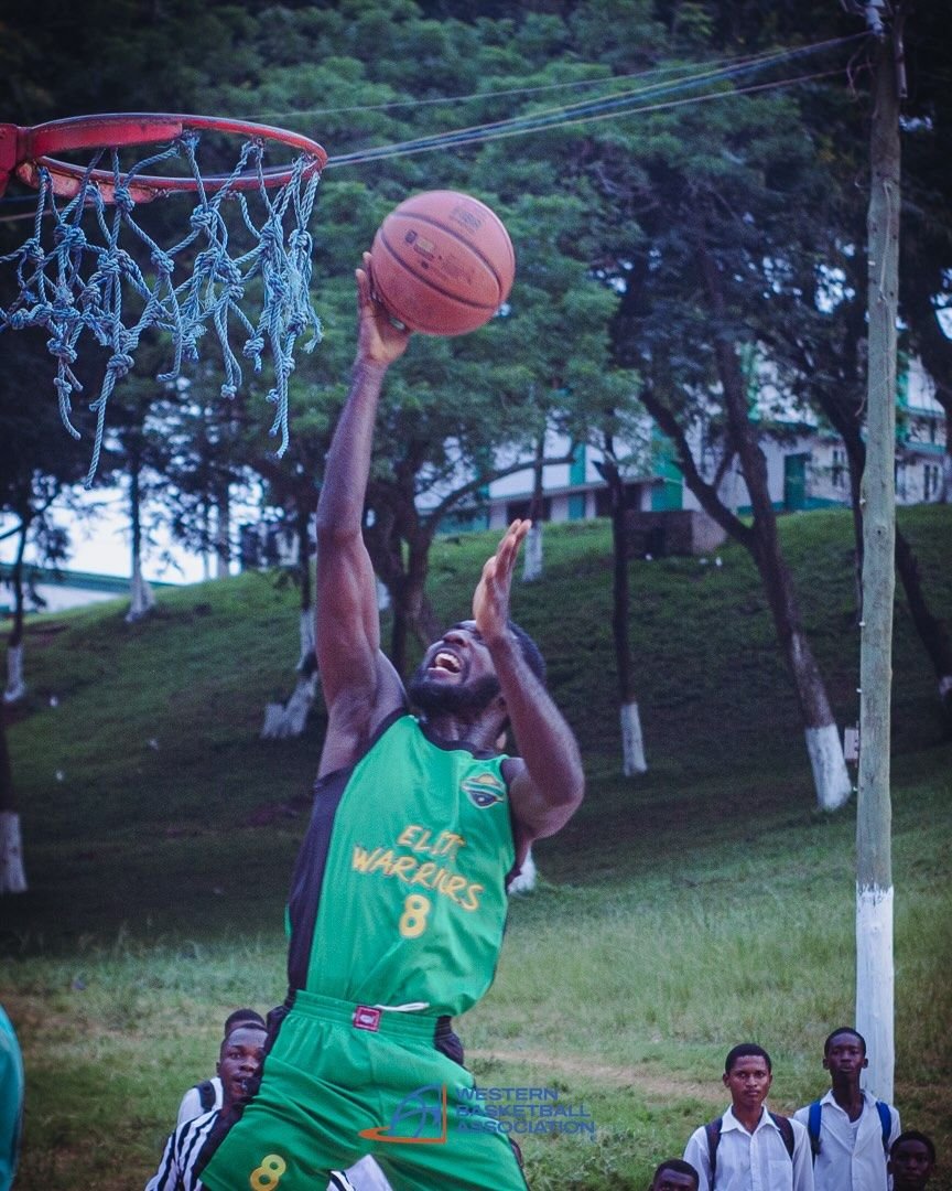 Game day heat between Elite Warriors and Oil City Kings.🔥🔥🔥🔥#basketball #ballislife🏀❤️