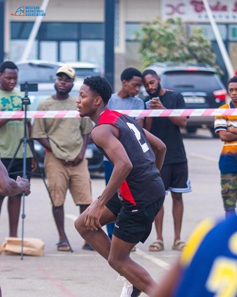 GameDay 9: Thrilling comeback! 🔥 Eye Red staged an impressive fourth-quarter performance to edge past Lighters BC with a 37-34 victory, securing their