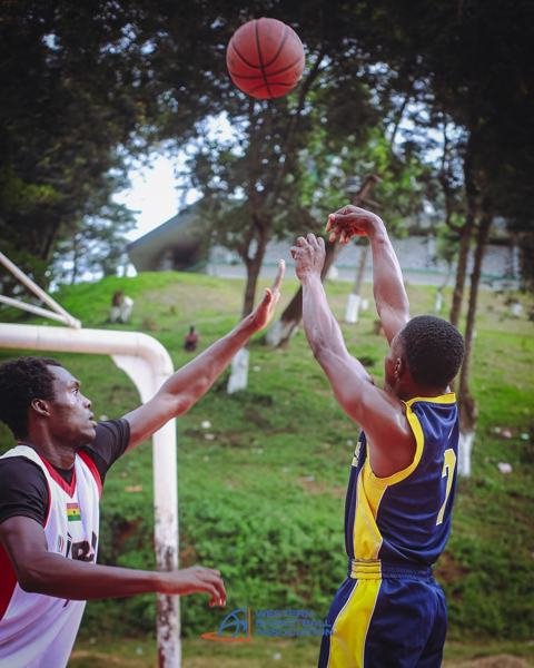 Game day action between Lighters and Vikings